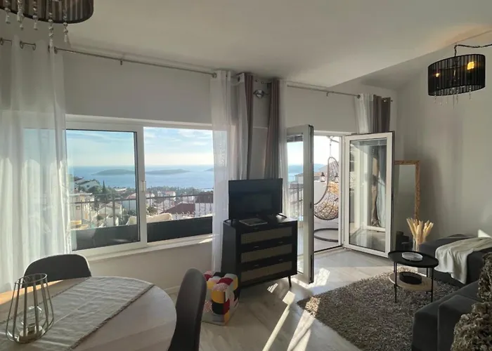 Apartment Tino