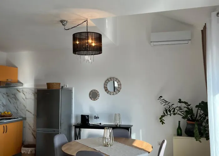 Tino Apartment