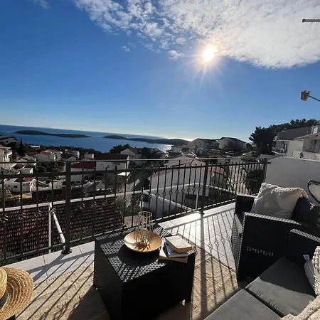 Tino Apartamento Hvar Town